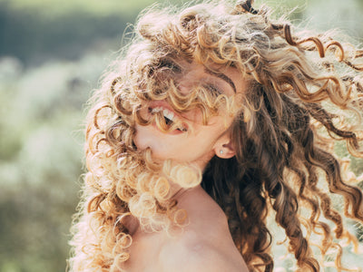 How to keep your curls hydrated and defined?